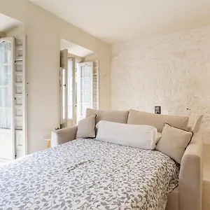 urbe-10-carreteria-1-bedroom-apartment.1costadelsol.com/