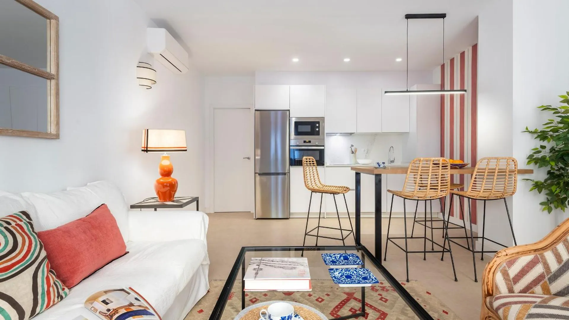 Magno Apartments Monte Carmelo Seville